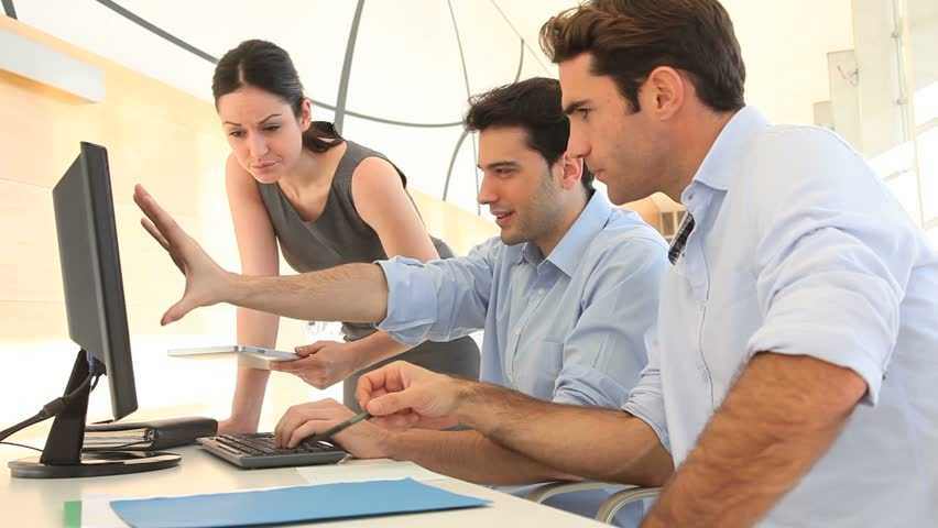 How DeskAlerts Can Help Cut Through Email Clutter