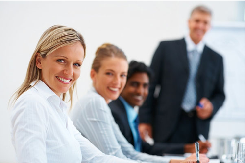 Deskalerts for employee engagement-2.png